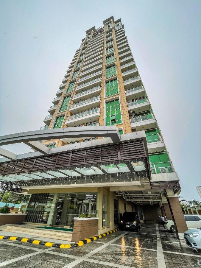 City Center- Balcony Suite Cebú Exterior foto